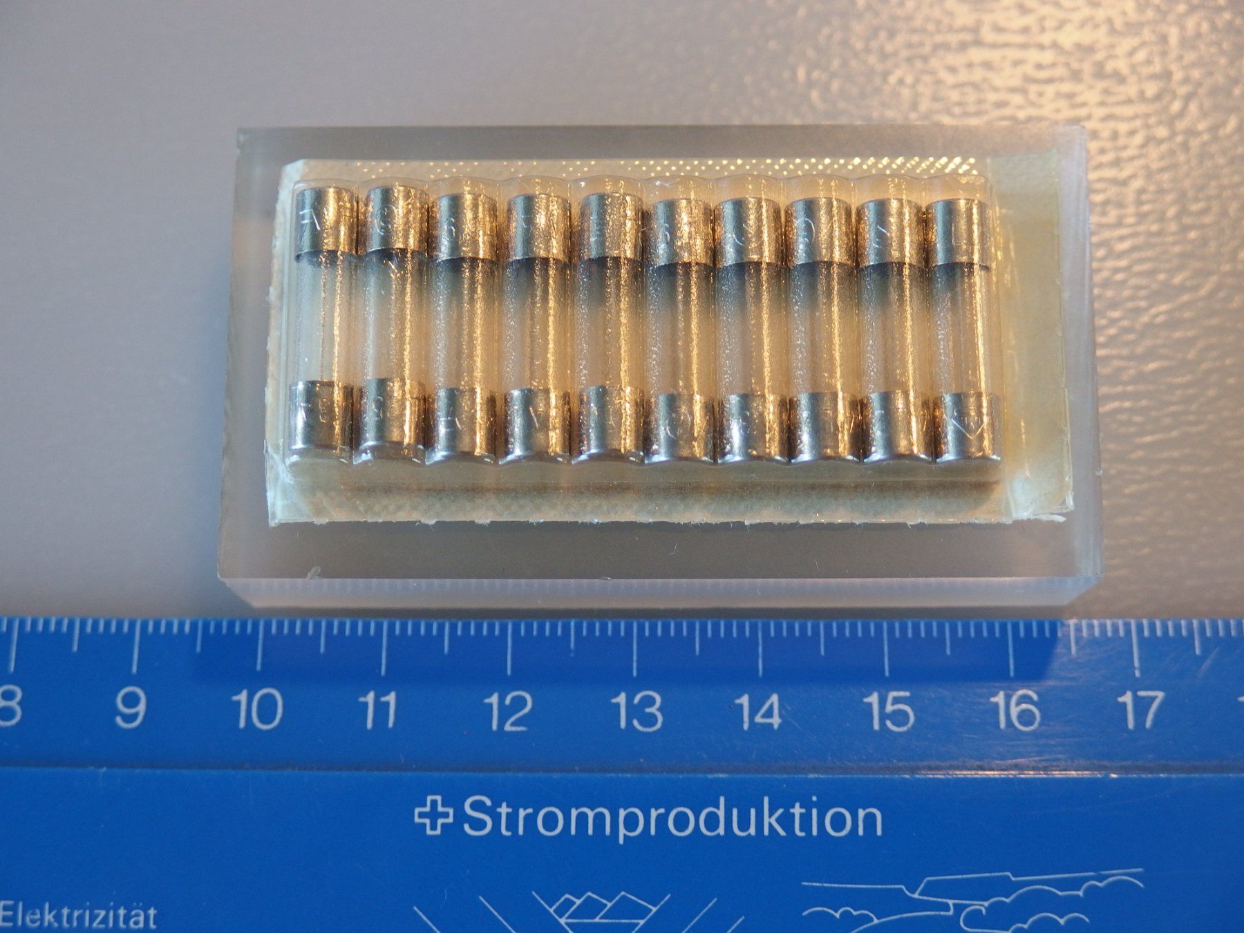Componenti elettronici: 50er-Set Sicherungen, 5 verschiedene Typen – Nuovo e nell'imballaggio originale da Gwatt (Thun) venduto da Nocturnal_99 1