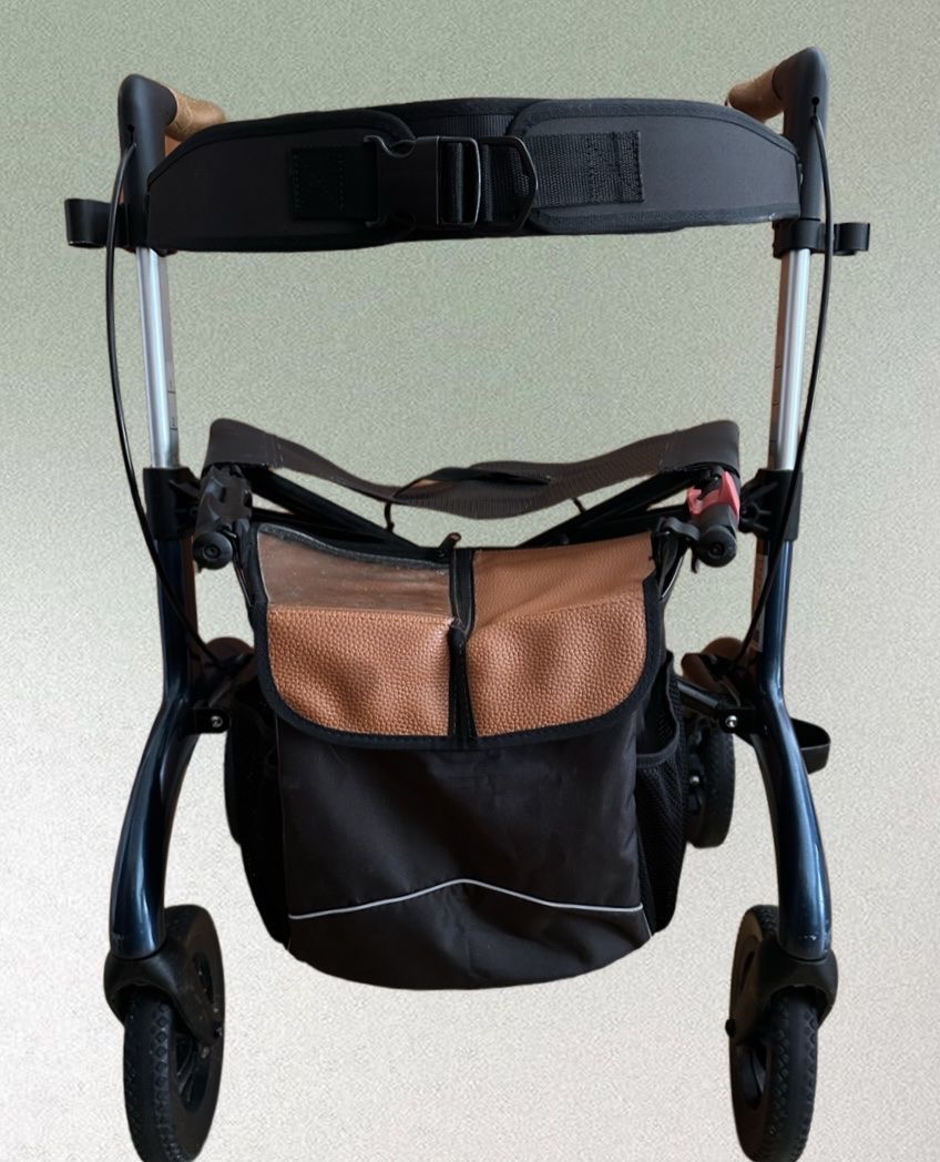 Ausili per la deambulazione: Rollator Saljol Carbon CR62 Midnight Blue – Nuovo (secondo la descrizione) da Schlieren venduto da Moma0 1
