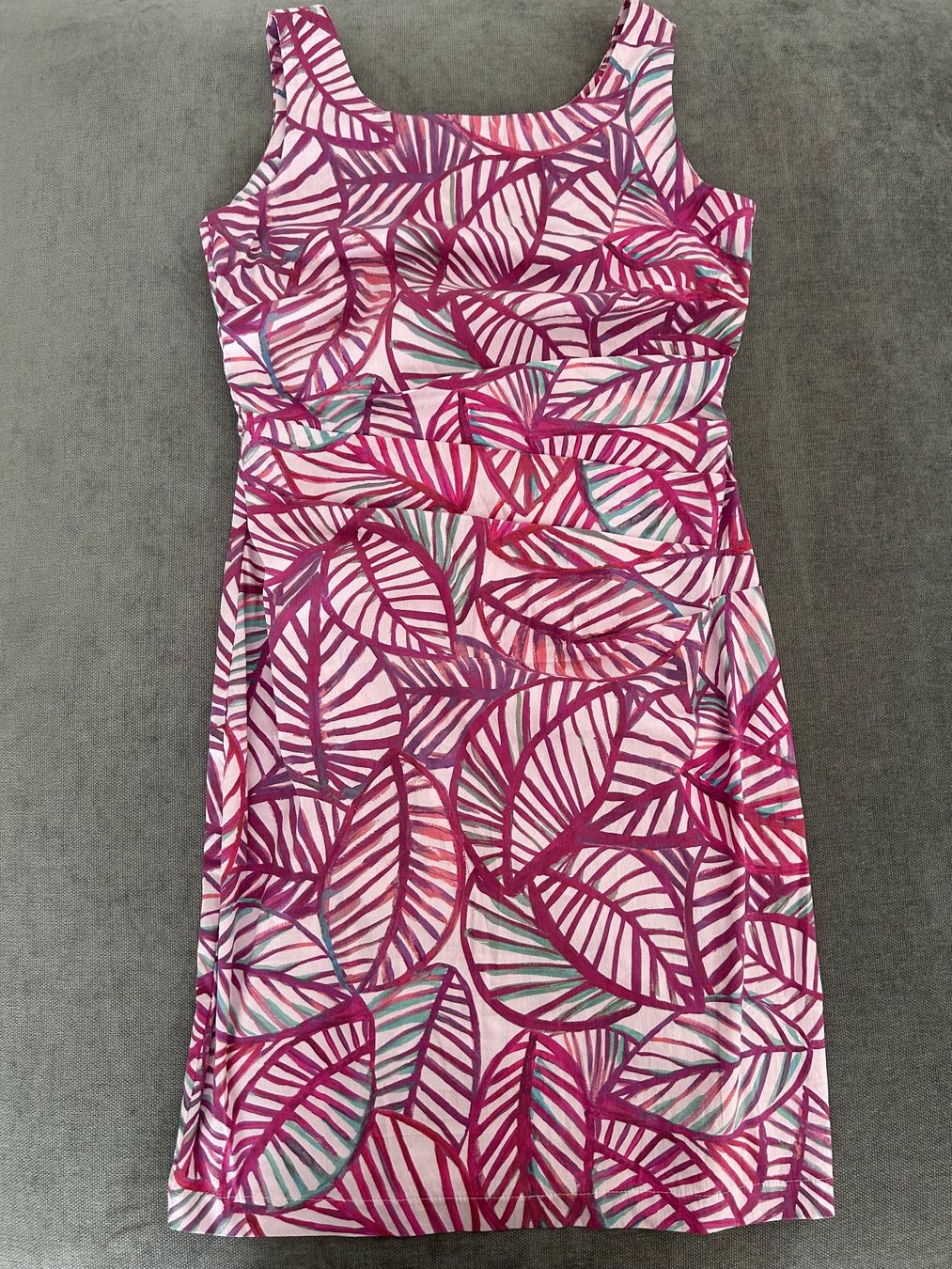 Kleider: Designer Sommerkleid FOX's bunt gemustert leicht luftig – Neu (gemäss Beschreibung) aus Wimmis von rimnakit