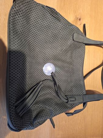 Damen Handtasche von L.Credi olivgrün guter Zustand