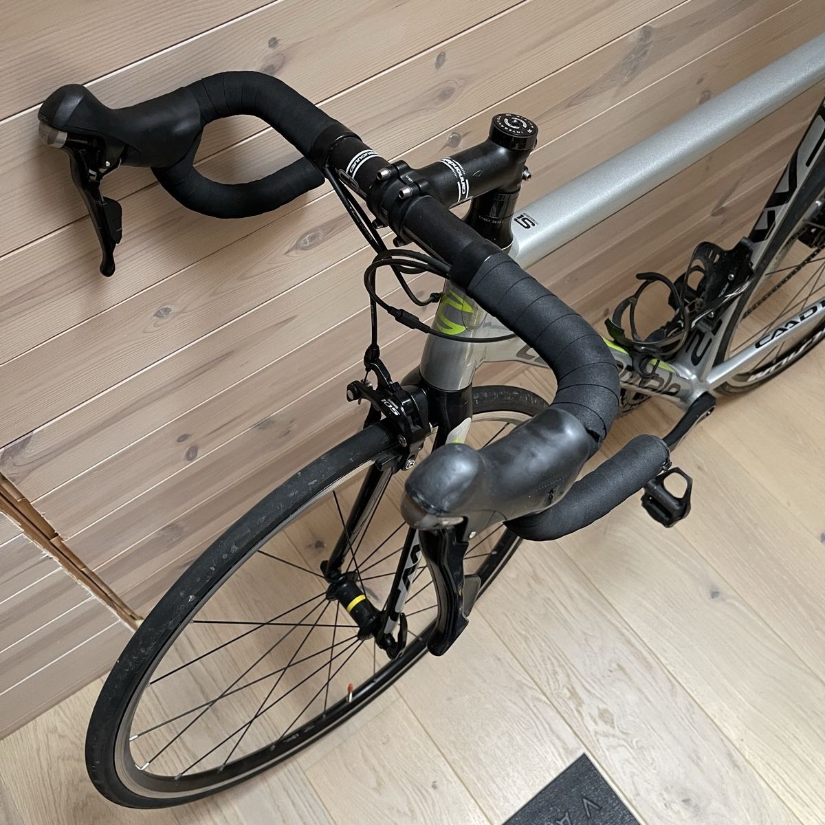 Cannondale Velos: Cannondale Caad12 56cm (2018) – Gebraucht aus Luzern von Rokas.syd 4