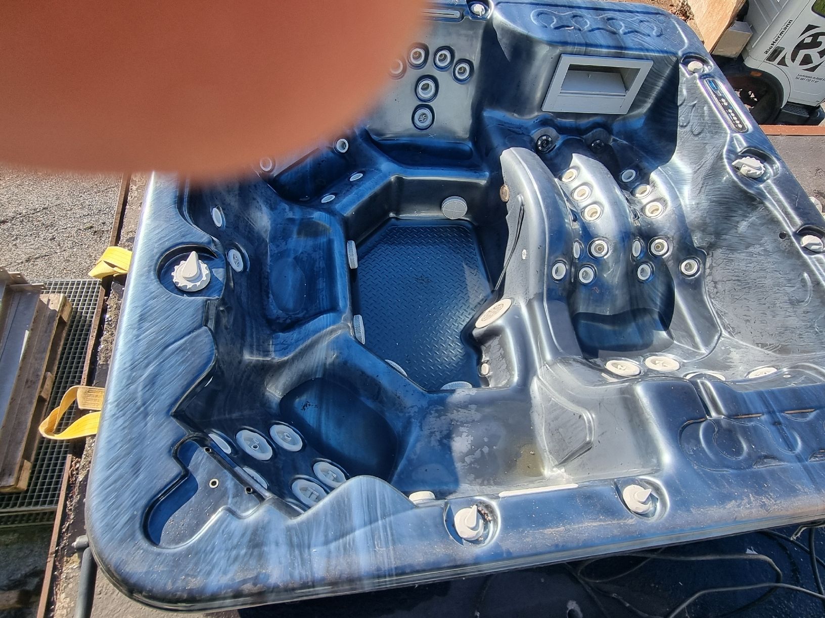 Whirlpool: wihrlpool – Gebraucht aus Flums von jeepni 7