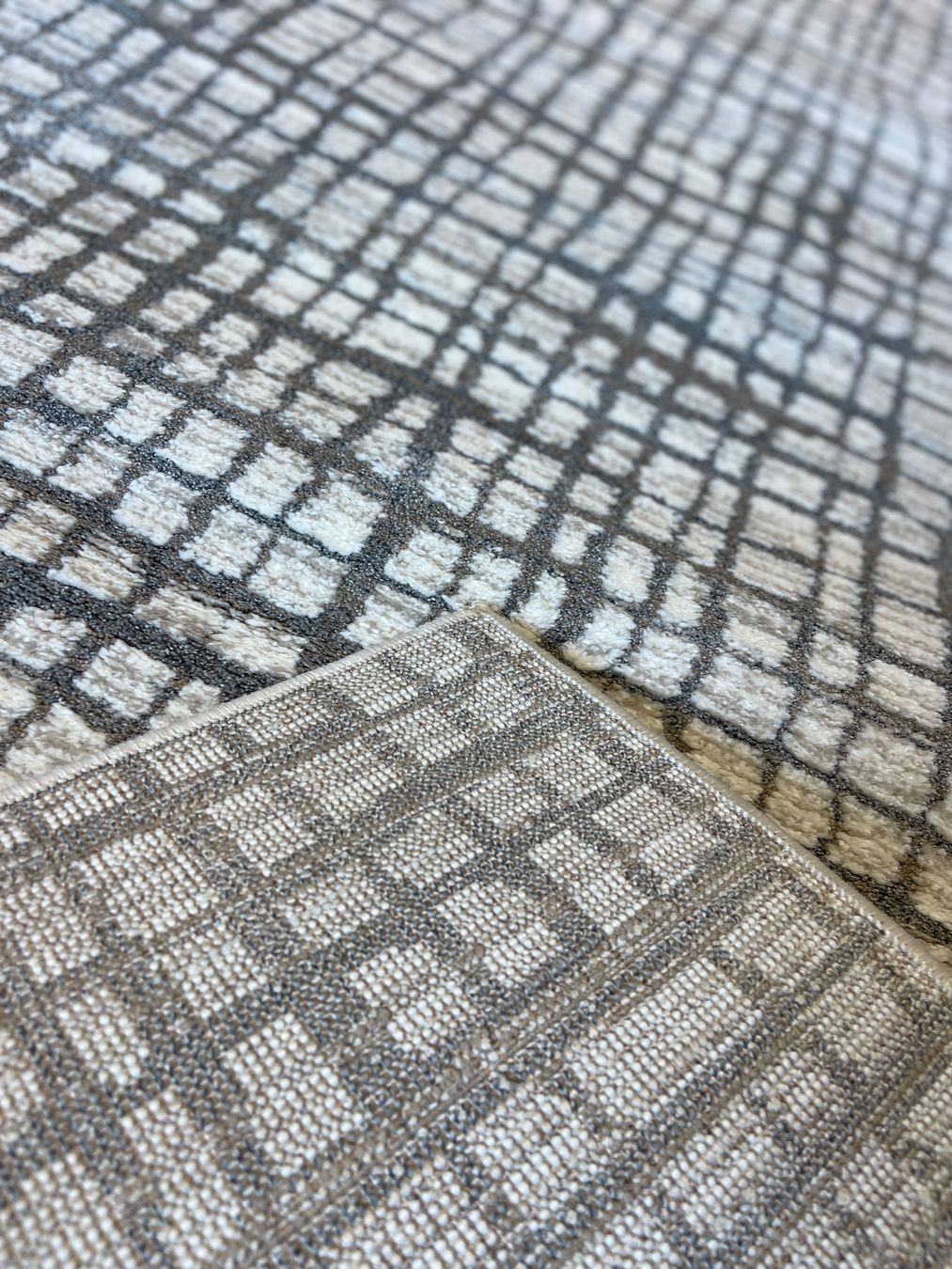 Teppiche: Moderner Designerteppich – Neu (gemäss Beschreibung) aus Zürich von NE-0 3
