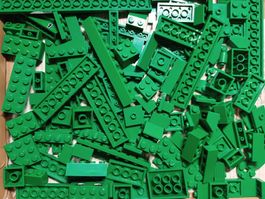 LEGO 150 Verschiedene Grüne Teile -D35