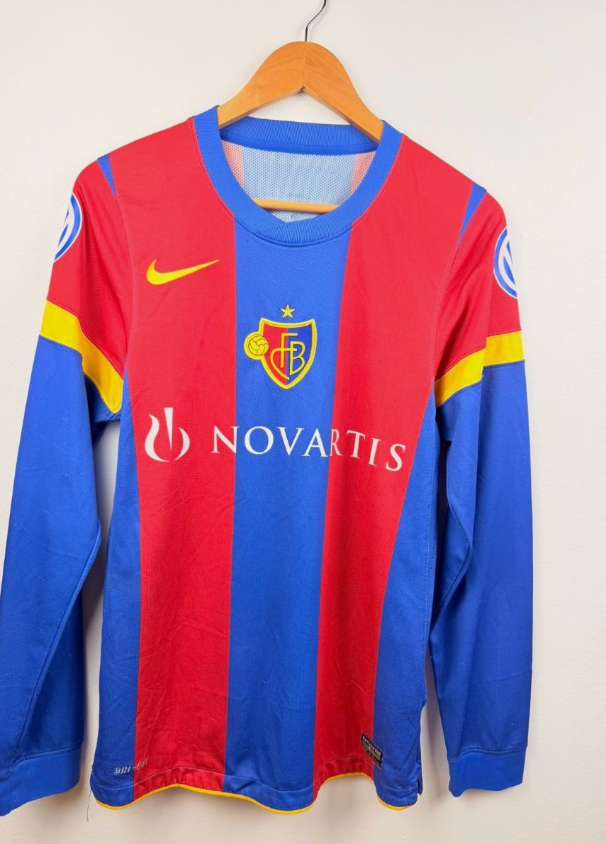 Leibchen & Hosen: FC BASEL Matchworn Shaqiri #17 2012 Trikot – Gebraucht aus grandvaux von SwissOnTracksHO 1
