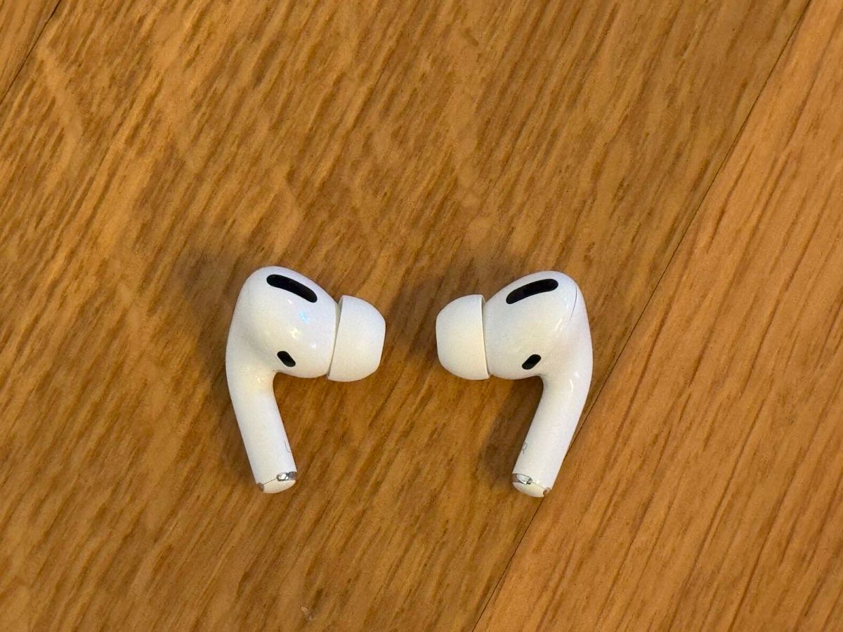 Apple Kopfhörer: Apple AirPods Pro (1. Generation) – Gebraucht aus Zürich von  1