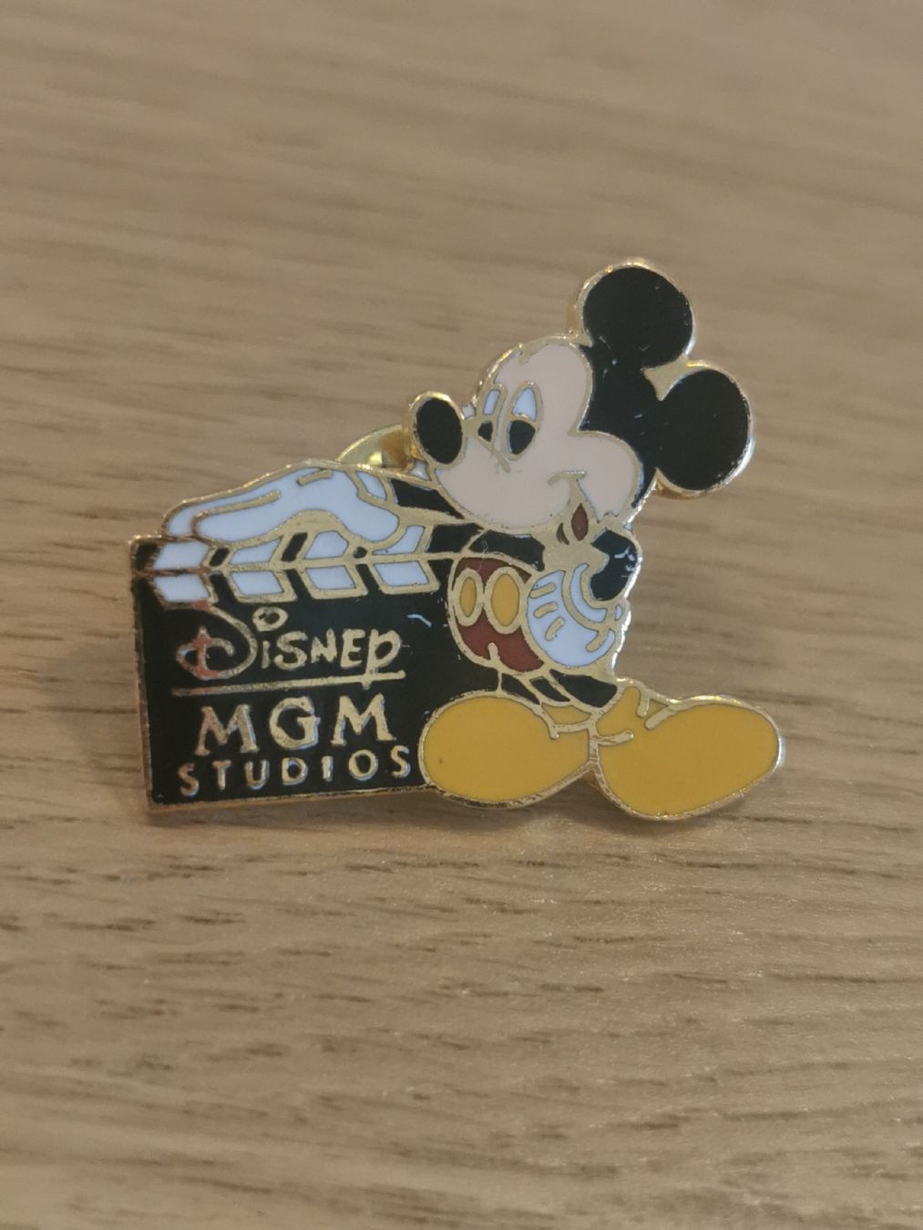 Disney Placchette & Badge: Pin's Disney MGM Studio 1987 Mickey – Usato da seigneux venduto da Boyo12