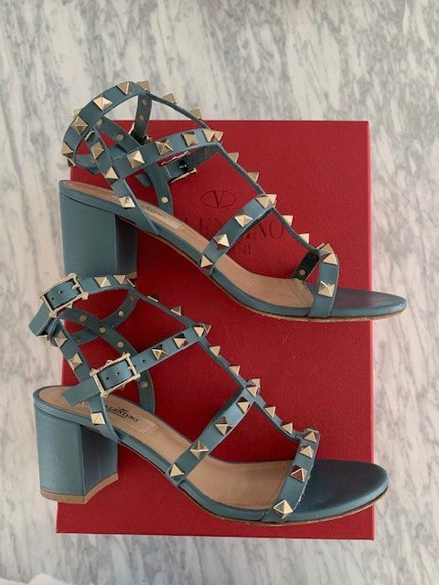 Valentino Damenschuhe: VALENTIONO Damen Sandalette Rockstud / Gr. 37 – Gebraucht aus Zürich von gonthemove 1
