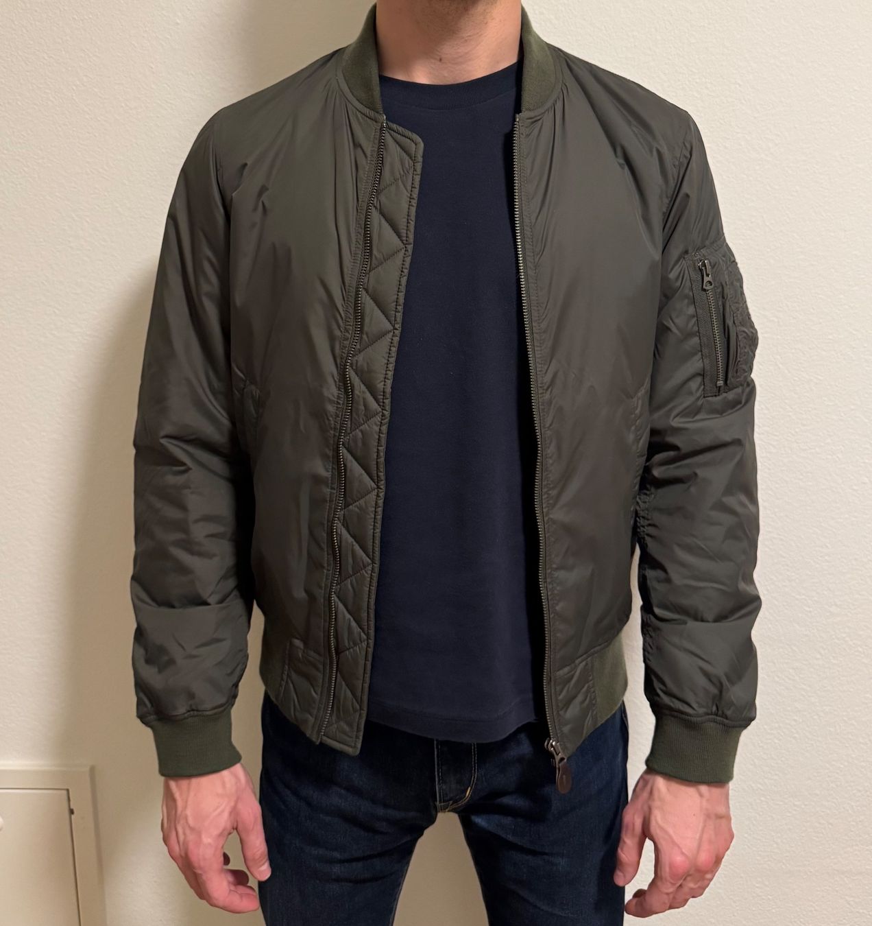 Uniqlo Jacken: Uniqlo Bomberjacke. Gr. S – Gebraucht aus Jona von BB42 3