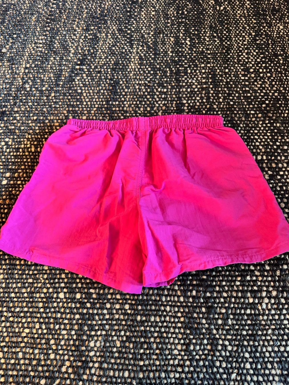 Patagonia Pantaloni: Patagonia Damen Shorts pink – Usato da Zürich venduto da Lionsands 3