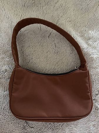 Braune Schultertasche