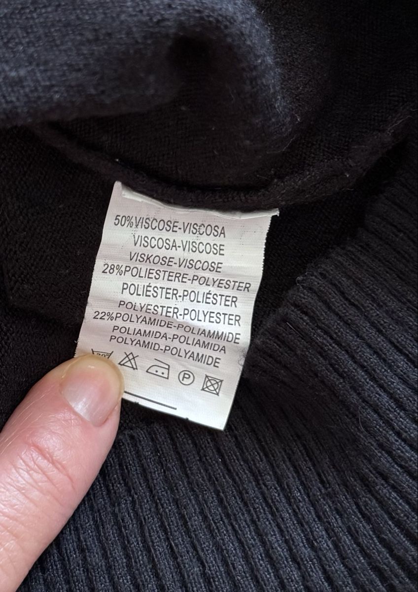 Maglioni & Felpe: Weicher Pullover mit Stehkragen aus einem Viskose-Mix.  – Usato da Schaffhausen venduto da R_Muzh 2