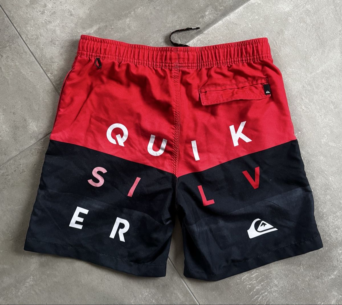 Quiksilver Pantalons: Quiksilver Badeshorts – D'occasion à Buchs SG par Scheni71 3