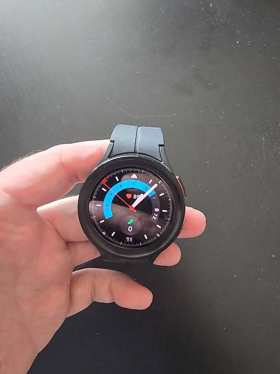 Smartwatch: Samsung Galaxy Watch pro 5 LTE – D'occasion à Oberglatt ZH par vobione