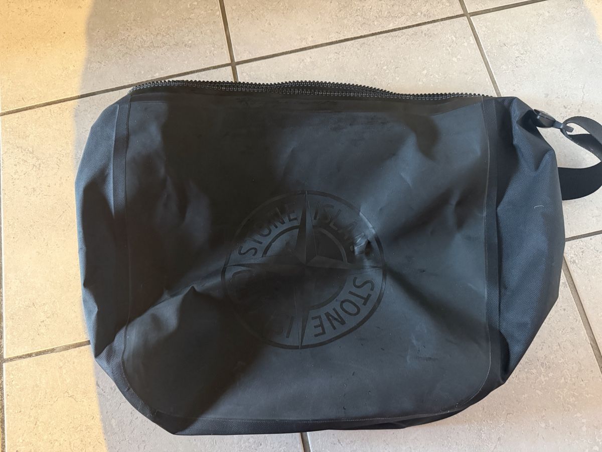 Taschen: Stone Island Tasche – Gebraucht aus Merlischachen von Blueangel69 1