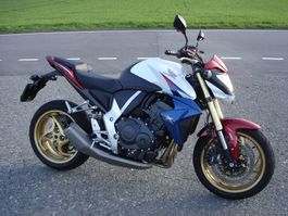Honda CB1000 RA - nur 1550 KM - aus Sammlung mit Akrapovic -