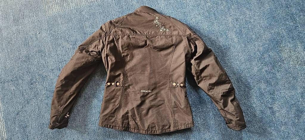Jacken: Veste de sécurité moto Dame Taille S – Gebraucht aus Chatel-St-Denis von Mamf 2