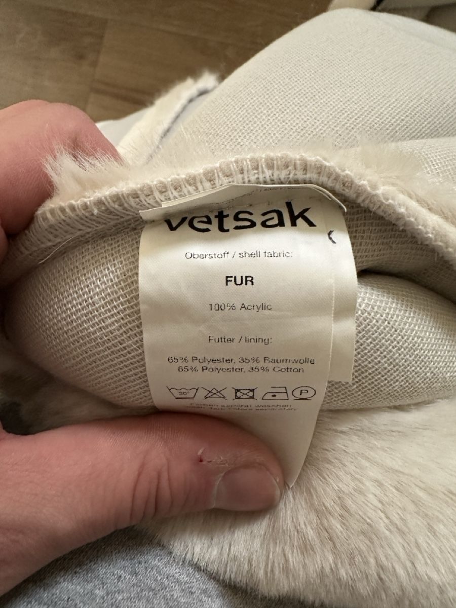 Vetsak Fauteuils: VETSAK Sitzsack Large - Typ: Fur, Farbe: Beige – D'occasion à Wohlen AG par Schnubi91 3