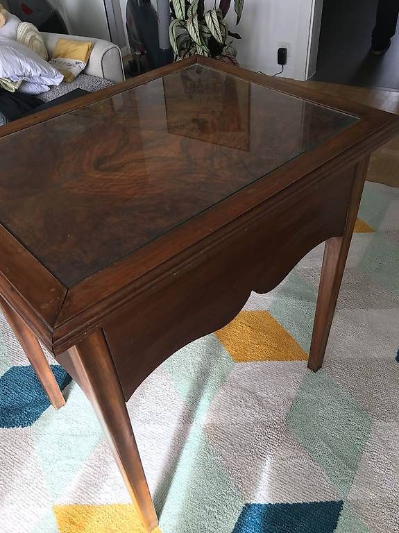 Tavoli: Petite table/secrétaire ancienne – Usato da Corseaux venduto da Josee2 4