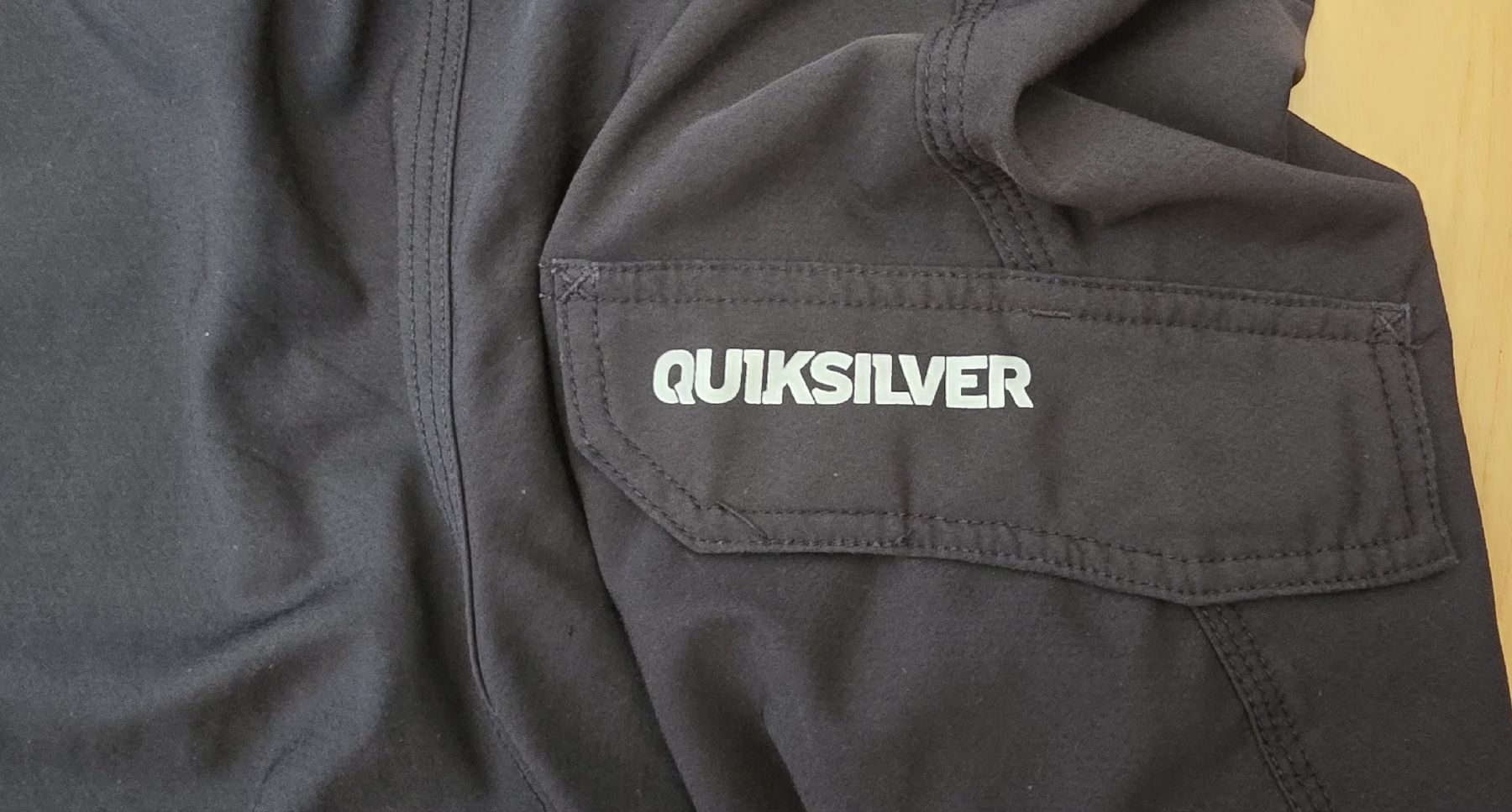 Quiksilver Costumi da bagno: Short de bain Quiksilver noir Taille XL – Usato da Genève venduto da MariaS2 4