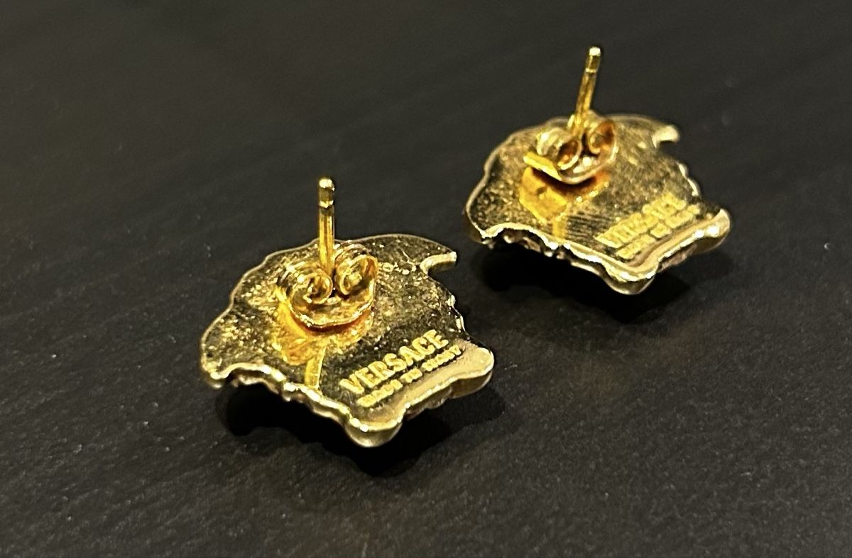 Versace Ohrringe & -stecker: Versace Medusa Ohrringe  – Gebraucht aus Ebmatingen von Christopher123 4