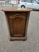 Eckschrank, Massivholz, vintage Stil - viel Stauraum!