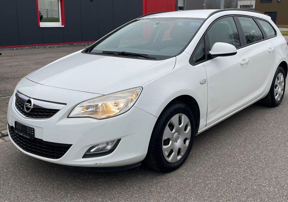 Opel Astra J Gebraucht