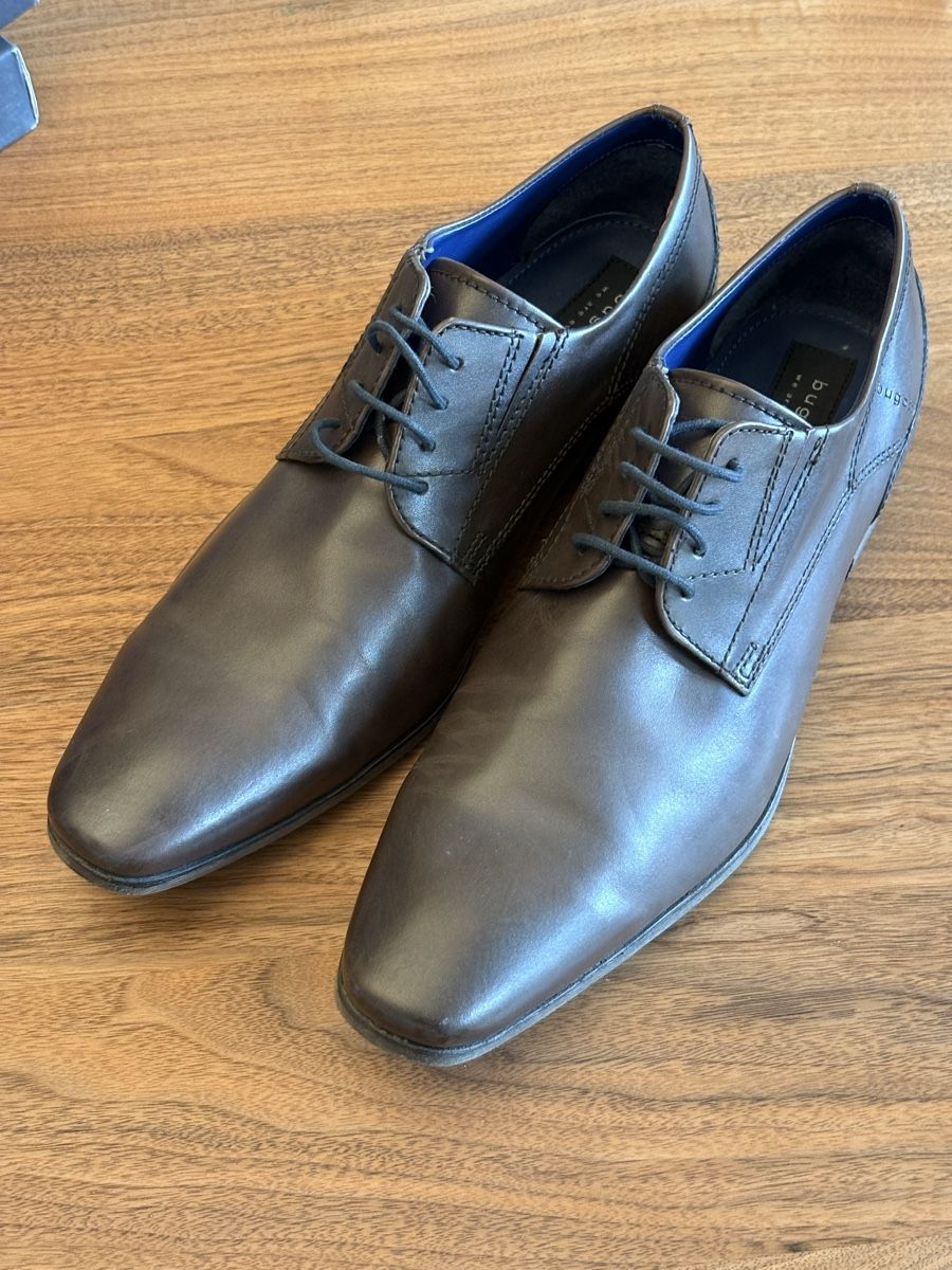 Bugatti Scarpe da uomo: Bugatti Herrenschuhe Braun 45 – Nuovo (secondo la descrizione) da Basel venduto da Outofkey 1