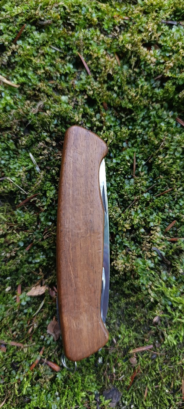 Victorinox Coltelli tascabile: Victorinox Taschenmesser  – Usato da Oppligen venduto da can_rf8g 8