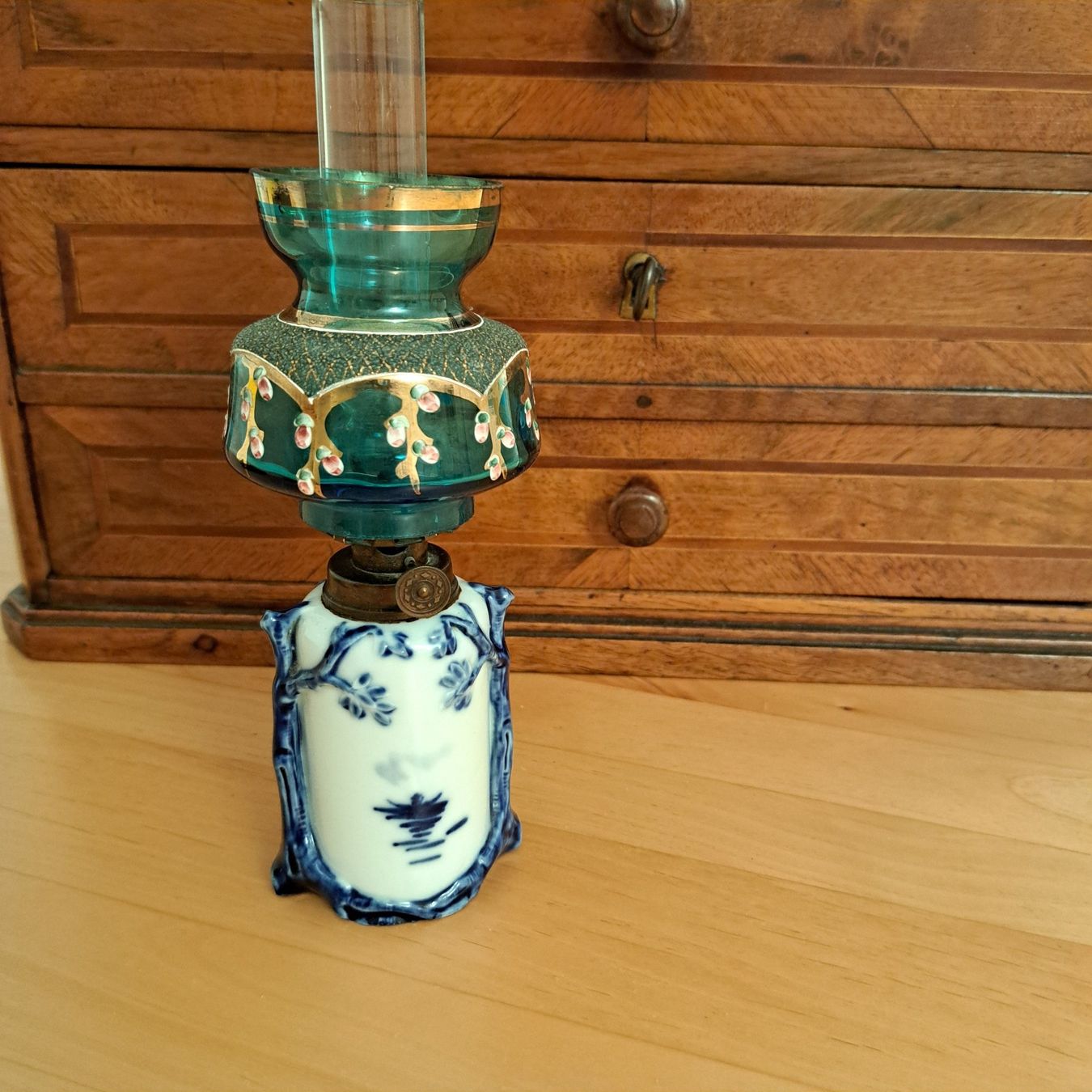 Lampade: Kleine Petrollampe, Delft. – Usato da Grüningen venduto da Tappio 1
