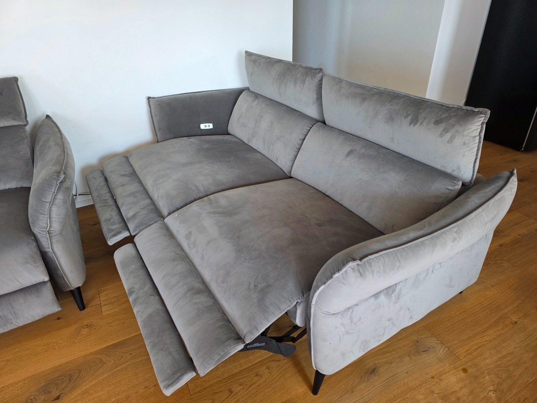 Sofas: 3er-Sofa Loris mit elektrischer Relaxfunktion – D'occasion à Rorschacherberg par beckmarco 2