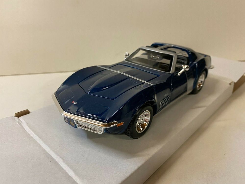 Chevrolet Corvette C3 Targa 1970 dunkelblau met. 1:24 (Neu und ...