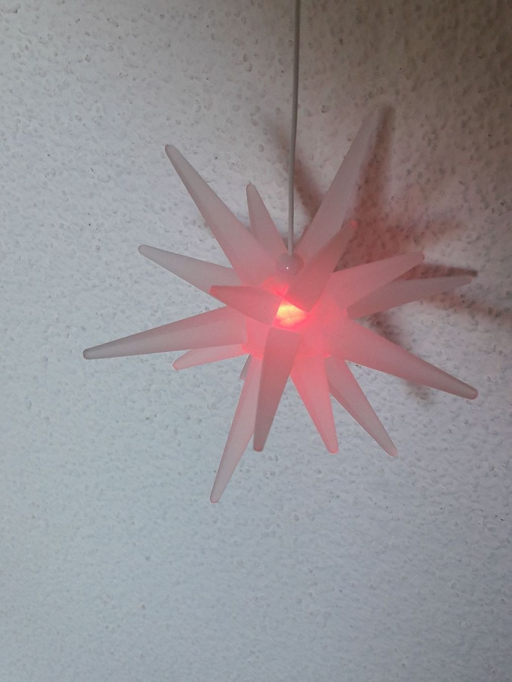 Tutte le decorazioni: Elektrischer Stern weiss – Usato da Liebefeld venduto da Plantschy 7