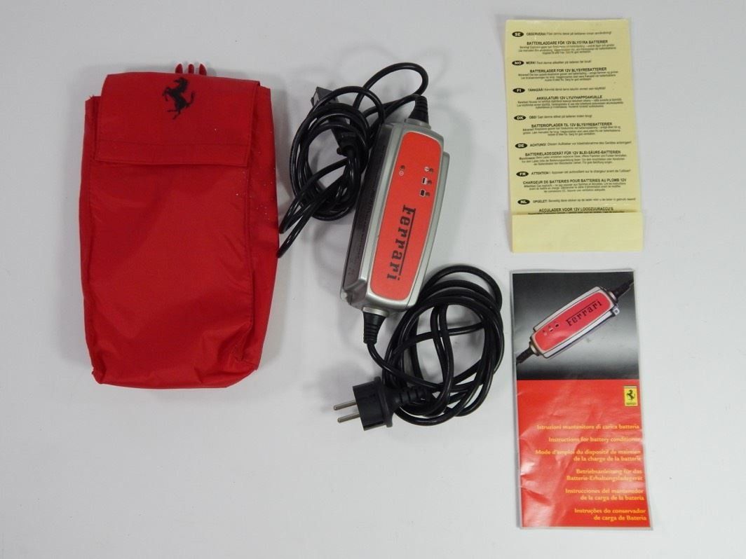Ctek Caricabatterie: Ferrari Original Batterieladegerät – Usato da Zell LU venduto da Txxl