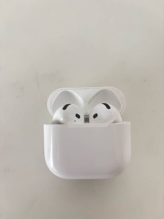 Cuffie: AirPods Gen. 4 – Usato da Oberkirch LU venduto da bru_ld7d 2