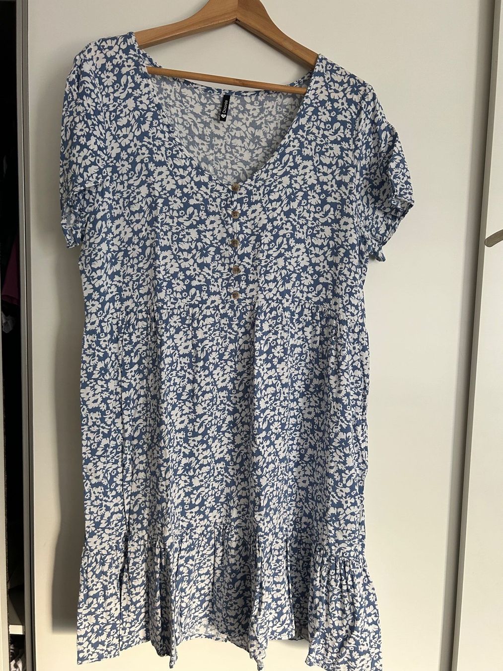Blusen: Damenbluse Lang Gr. xl – Gebraucht aus Obergösgen von Andre118
