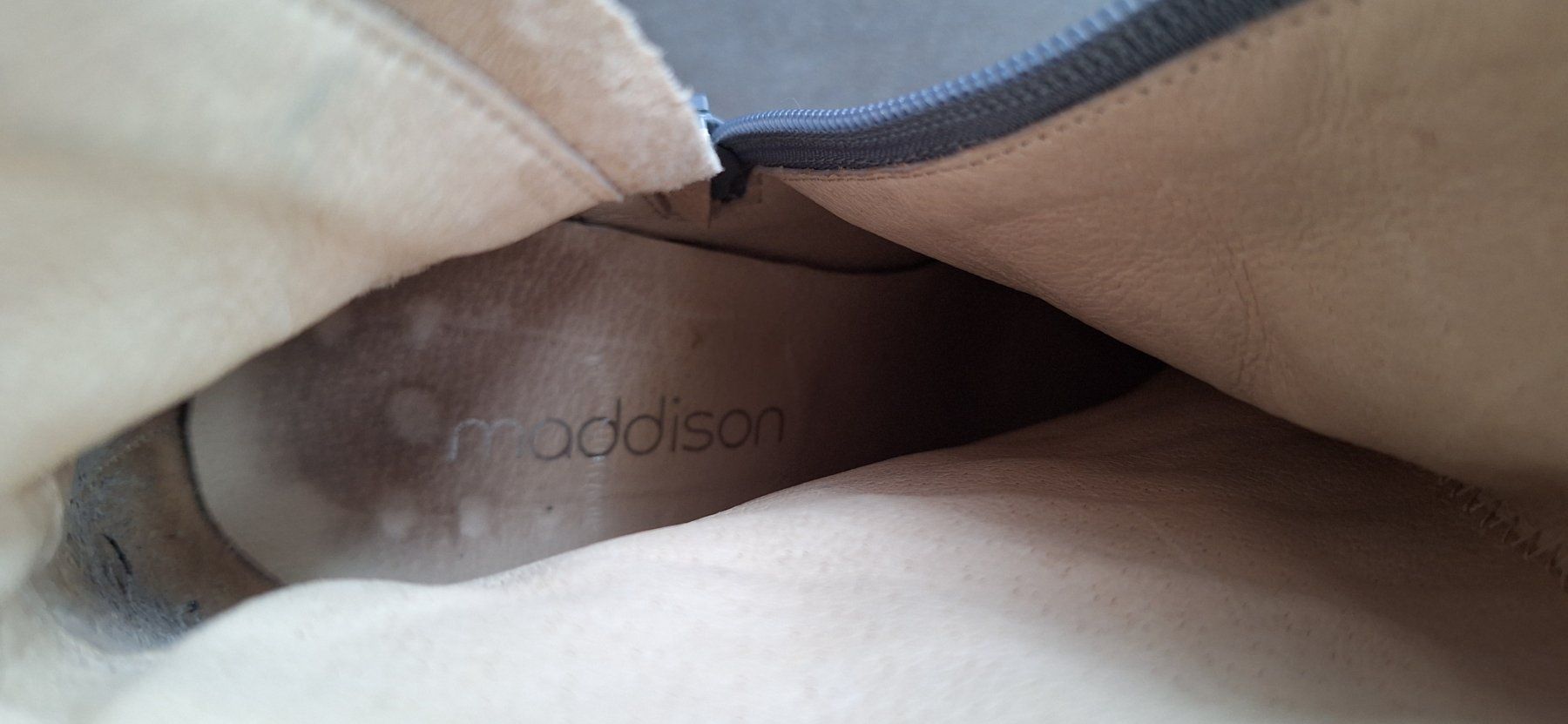 Maddison Scarpe da donna: bottine grise / graue Stiefelette – Nuovo (secondo la descrizione) da Lussery-Villars venduto da pousinete02 5