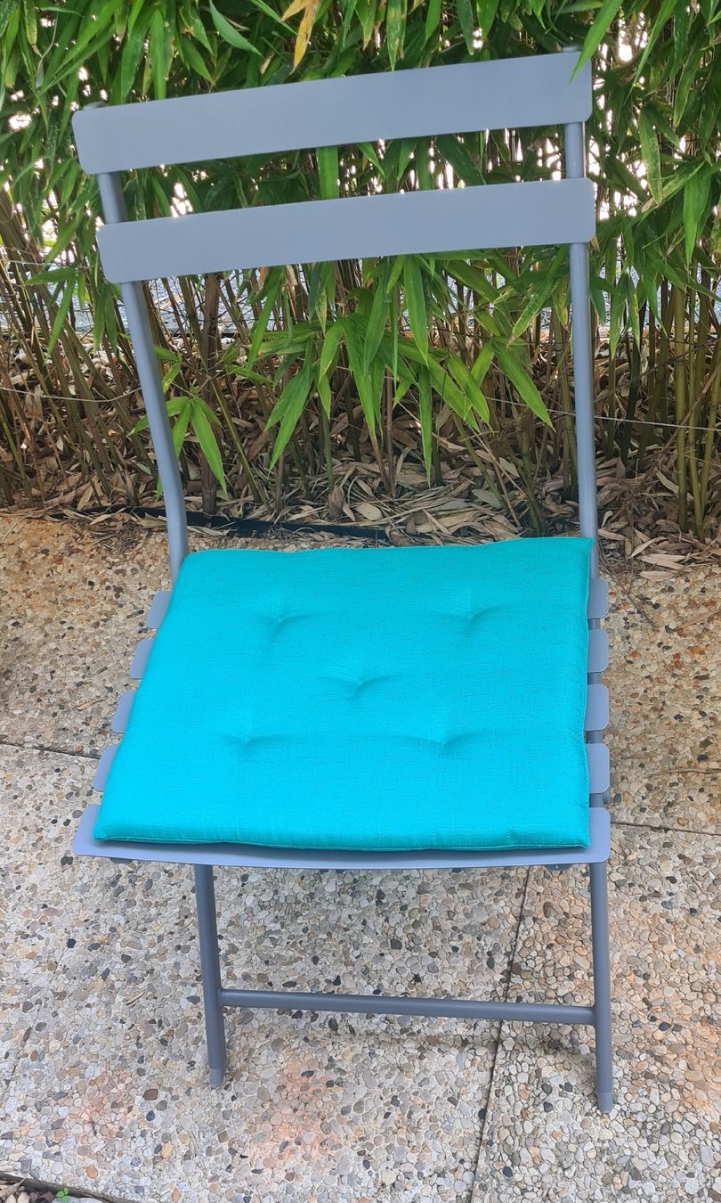 Chaises: Deux chaises Anthracite+2 Coussins/ MARQUE "HESPÉRIDE" – Neuf (Voir description) à Etoy par MyStyleMyMode 5