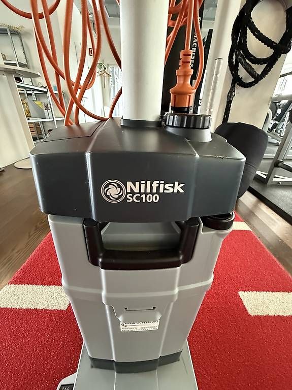 Aspirapolveri & Accessori: Nilfisk SC100  – Usato da Dornach venduto da Samwyss 1