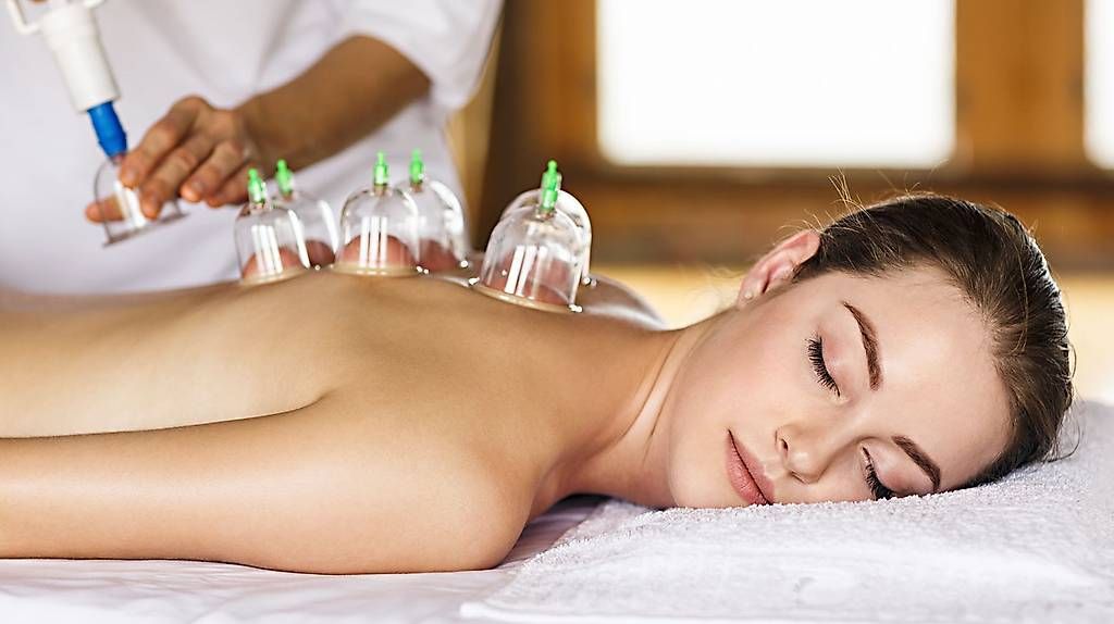 Dispositivi per massaggi: Schröpfen gegen Schmerzen – Usato da Chur venduto da fitundheil