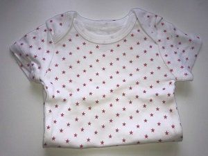 Unterwäsche: 2 Baby-Body Gr.7-9 Mon – Neu und originalverpackt aus Matt von Stoffwindel 1