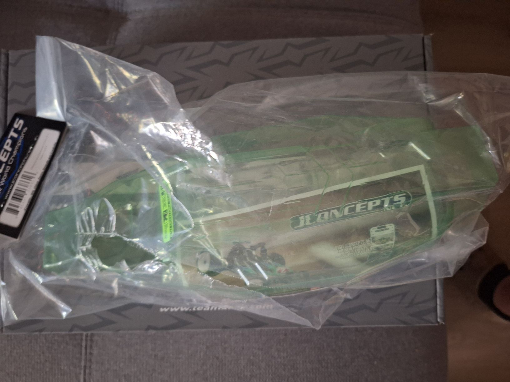 XRay Modellismo RC: Xray Xb2 26 – Nuovo (secondo la descrizione) da Mattstetten venduto da Sabea 3
