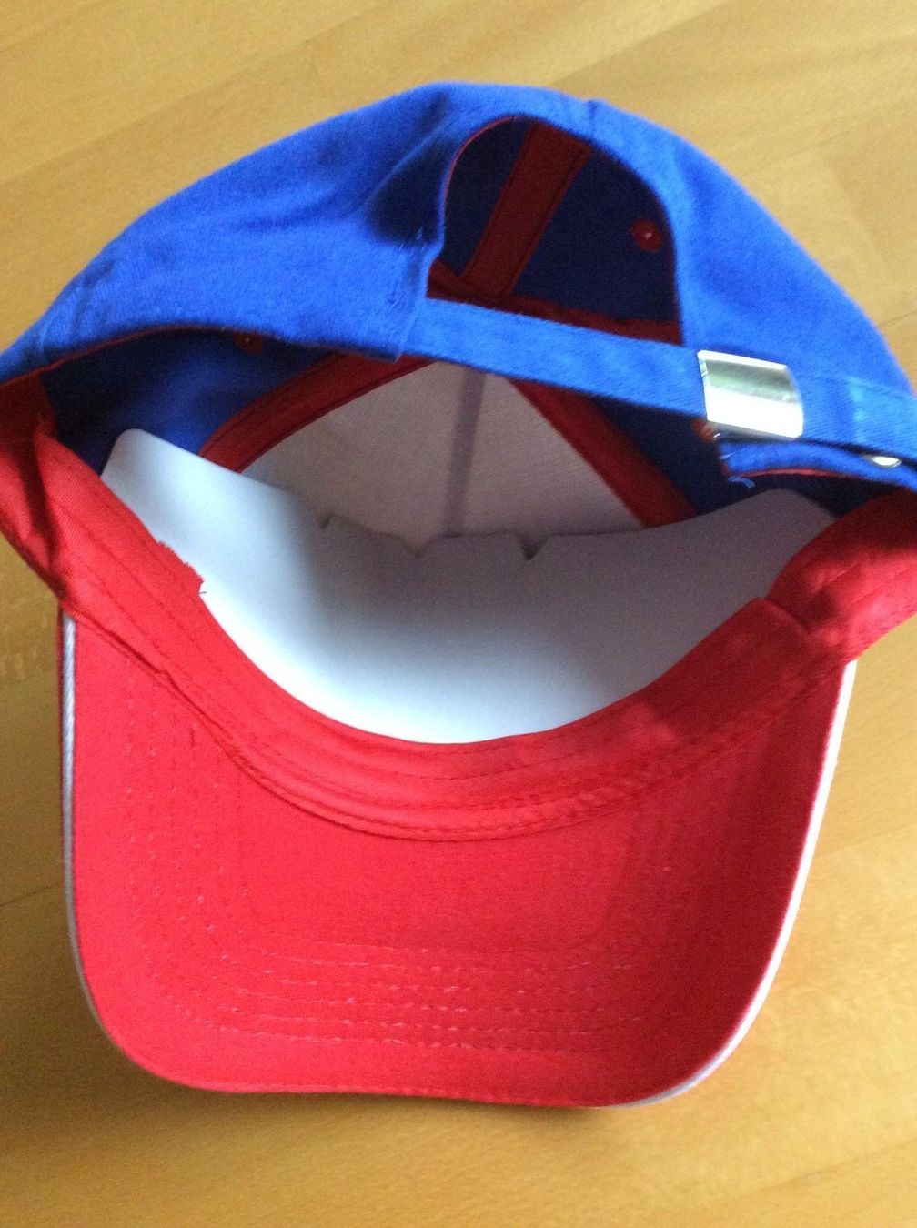 Copricapi, berretti & cappellini: casquette – Nuovo (secondo la descrizione) da Biel/Bienne venduto da Ganesh12 1