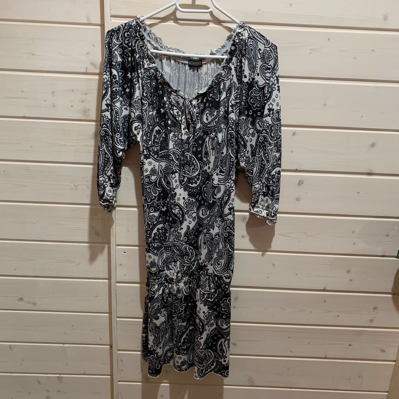 Vestiti: Kleid Laura Scott Gr. 34 – Usato da Fislisbach venduto da KolibriSecondhand
