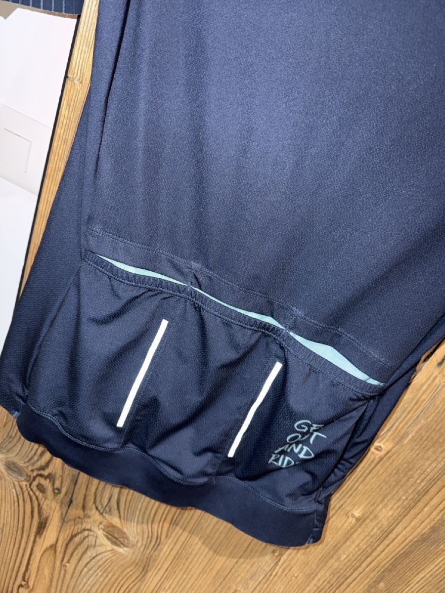 Canottiere & Pantaloni: Maillot de cyclisme taille M  – Nuovo (secondo la descrizione) da Crans-Montana venduto da cut_b2qt 3