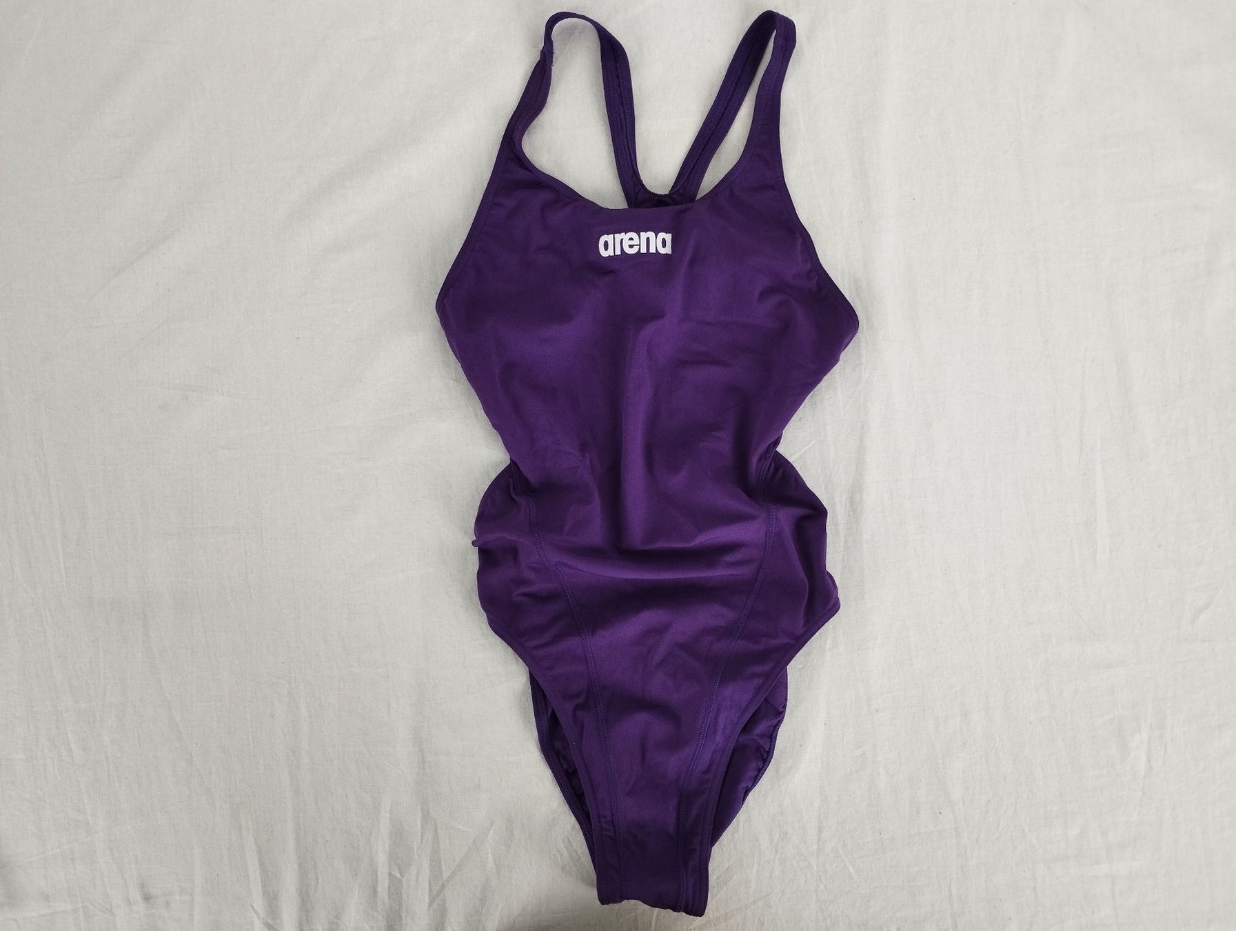 Arena Maillots de bain & Bikinis: ARENA Schwimmanzug violett Gr.38 – Neuf avec emballage d'origine à Schübelbach par Restwert_Schubelbach