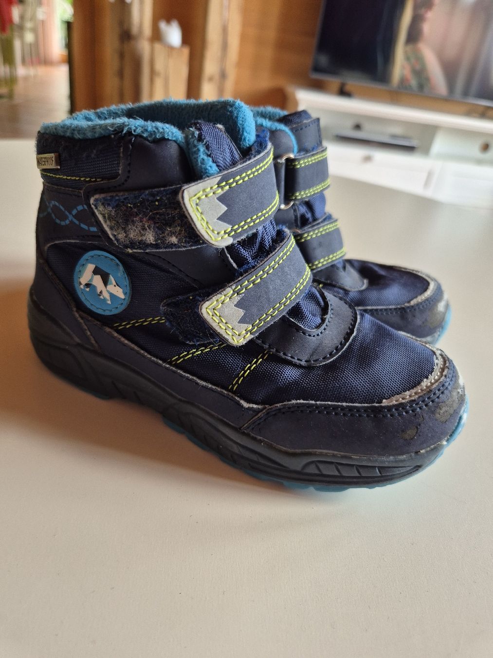 Scarpe per ragazzi: Winterschuhe gebraucht 28 – Usato da Wynigen venduto da La_Talpa