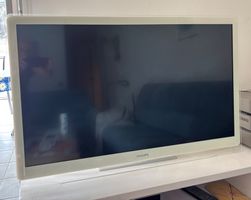 TV Philips 42“ VHF+S+H+UHFn bis 24.8.