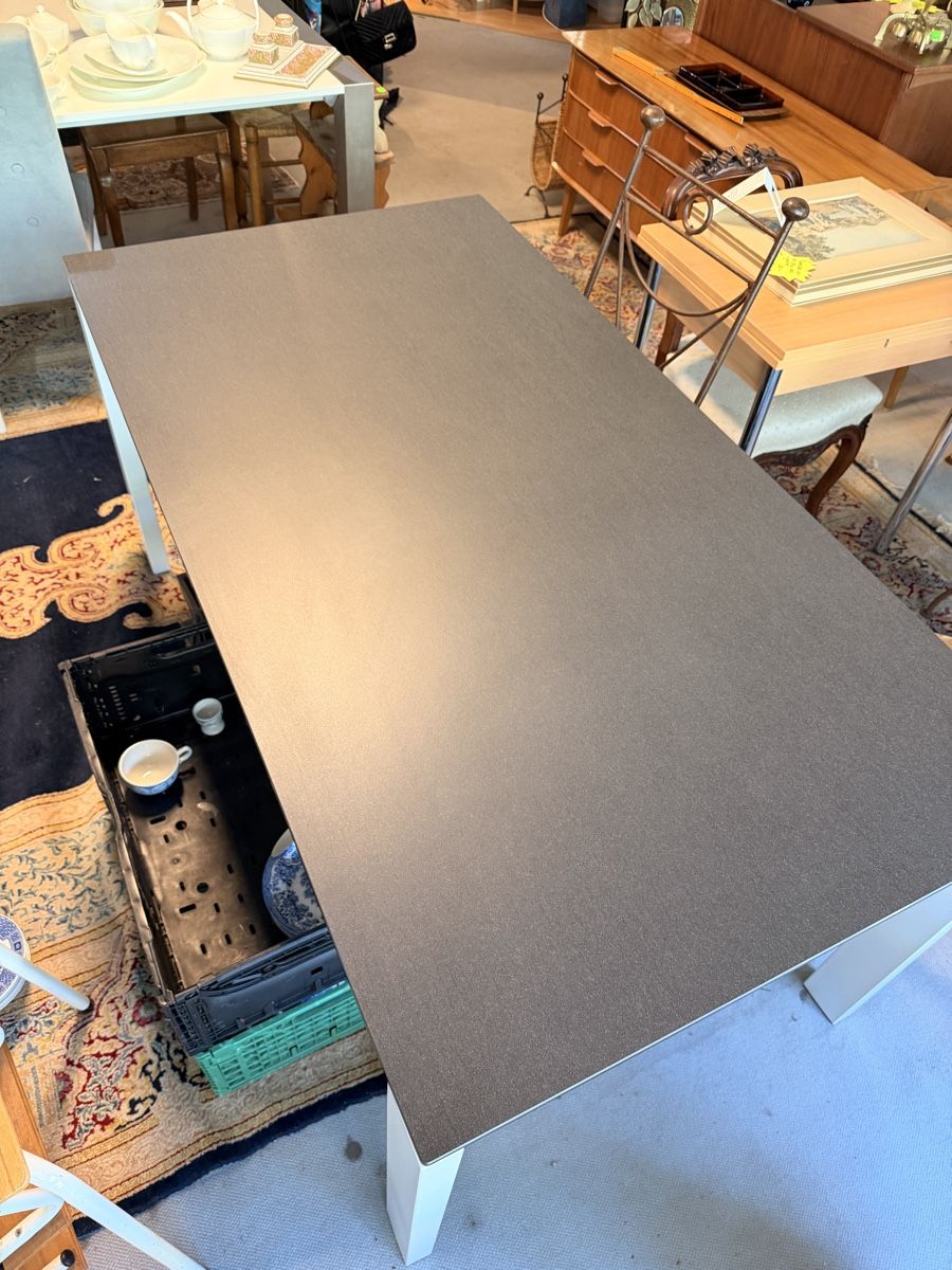 Calligaris Tische: table à manger moderne CALLIGARIS neuve  – Gebraucht aus St-Maurice von antikdestok 1