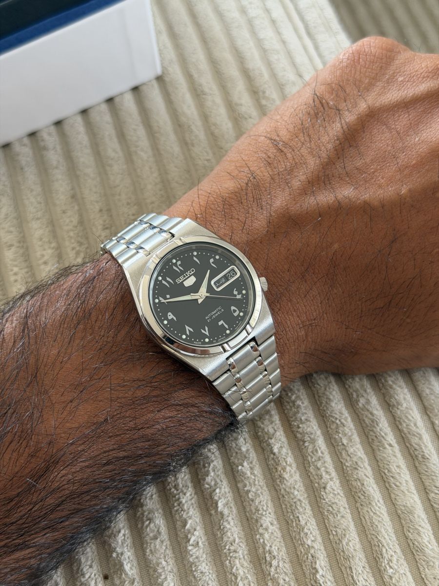 Seiko Uhren: Montre Seiko 5 Automatique Arabic Dial  – Neu (gemäss Beschreibung) aus Lausanne von ugo_ogier974